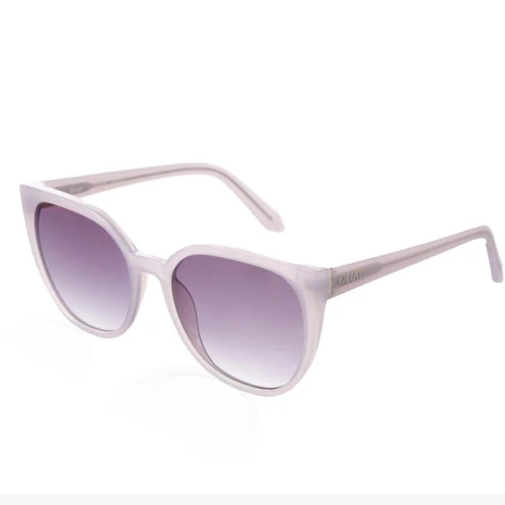 NEW ! Rare Quay lilac Staycation Cat-Eye Sunglasses
